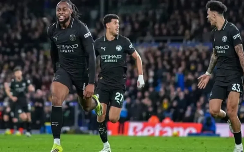 منافسة شرسة تعيد رسم خارطة الفرق الستة الكبرى في الدوري الإنجليزي الممتاز